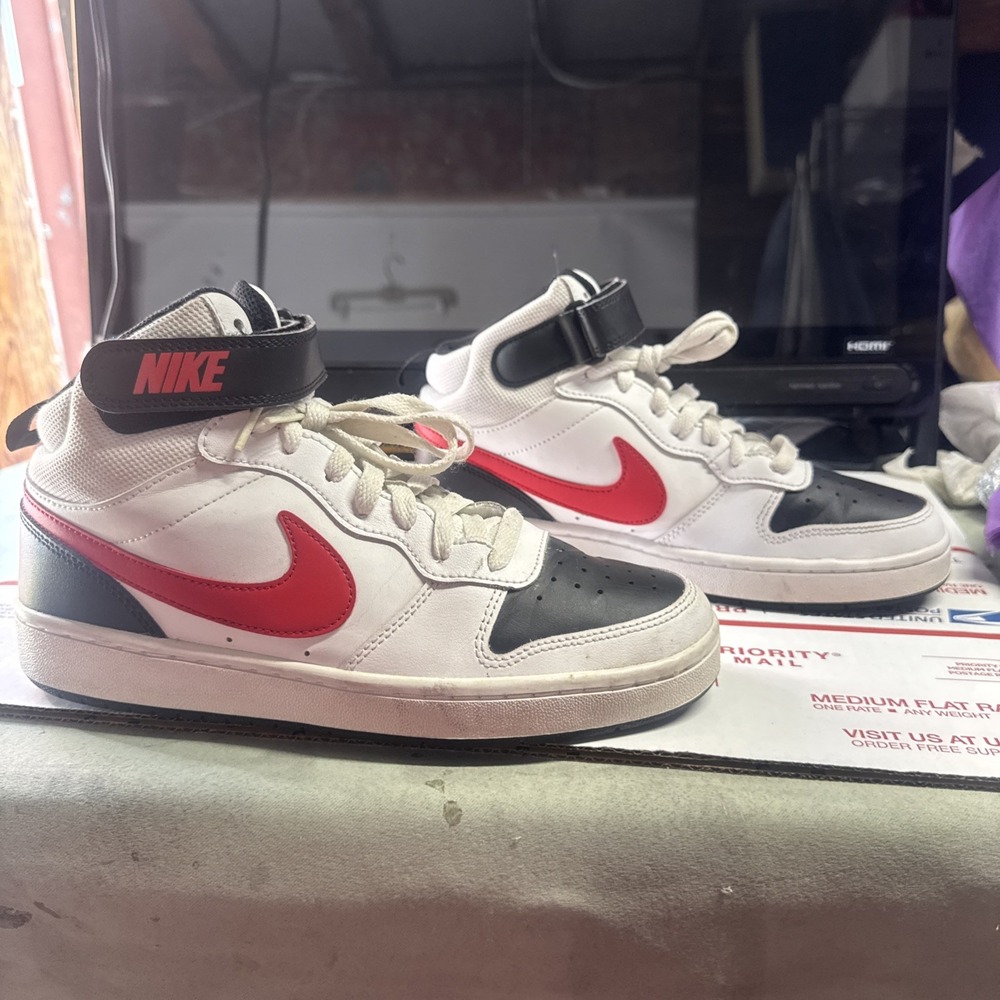 Nike Court Borough Mid 2 White University Red Black Size 7Y Youth CD7782-110